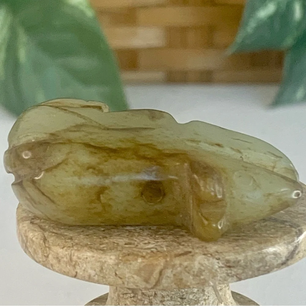 Vintage Chinese Zodiac Jade Rat Pendant Bead Hand Carved Miniature Animal 1.7
